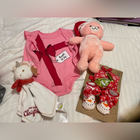 Updated New Newborn to XS Girls & Newborn to 2T Baby Boy Mixed Bundle - Picture 6 of 8